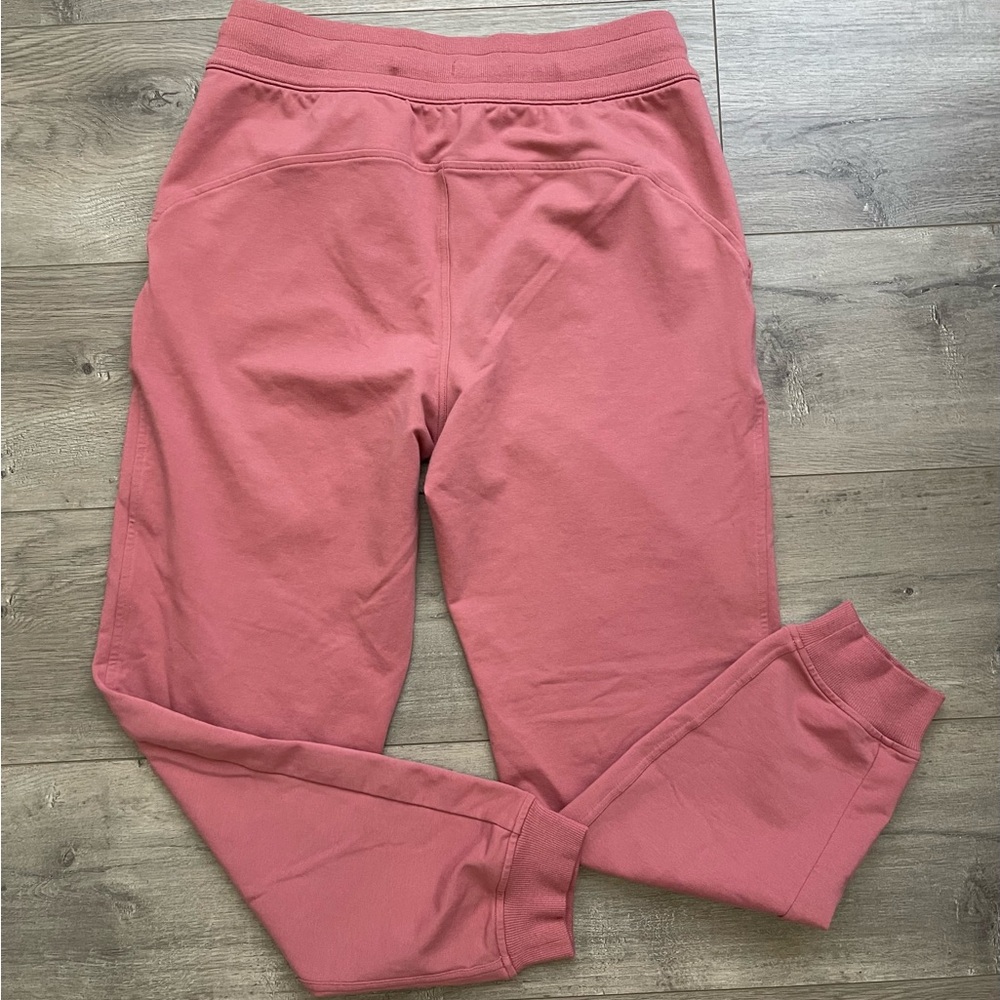 Lululemon Scuba High-Rise French Terry Jogger Women’s Size 8 briar rose pink - Picture 9 of 9